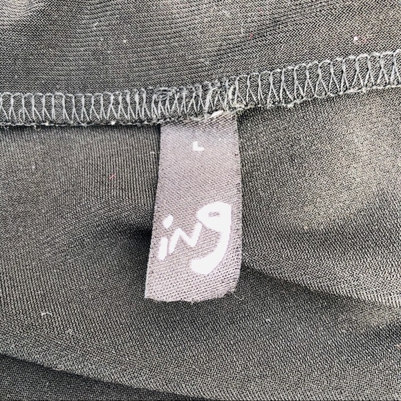 SOLD!!!⭐️Halter Blouse!⭐️ - Picture 4 of 5